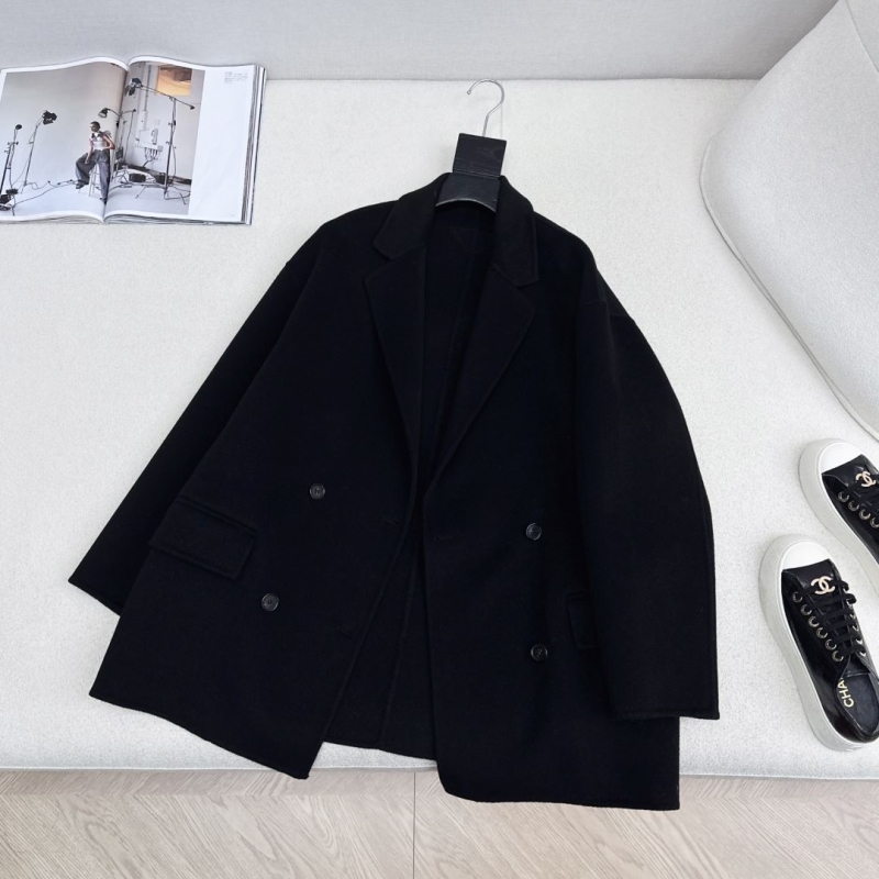 Pra*a outwear